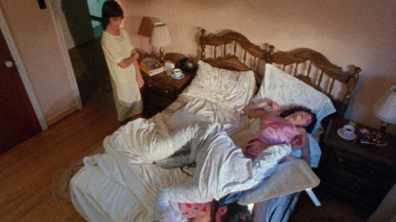 Psycho Girls backdrop