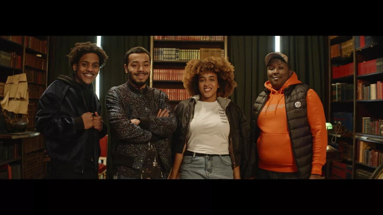 We share History backdrop