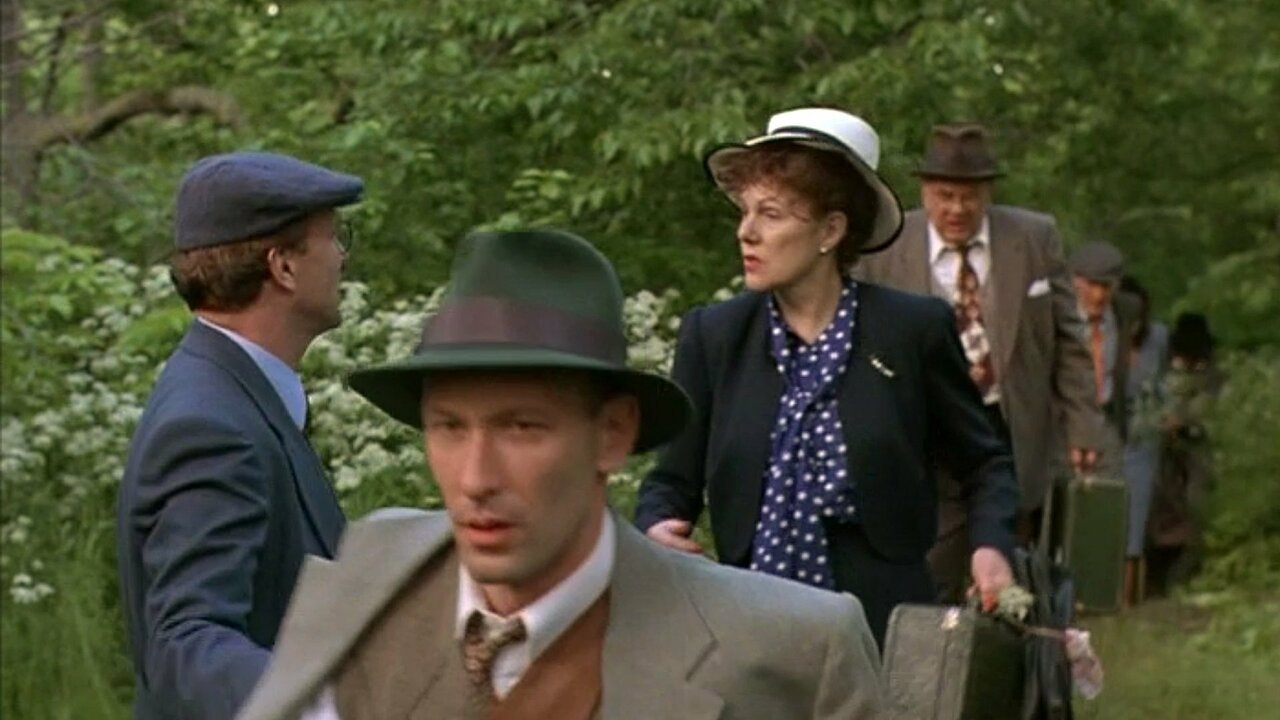 Varian's War backdrop