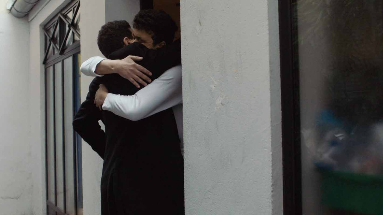 Return to Bollene backdrop