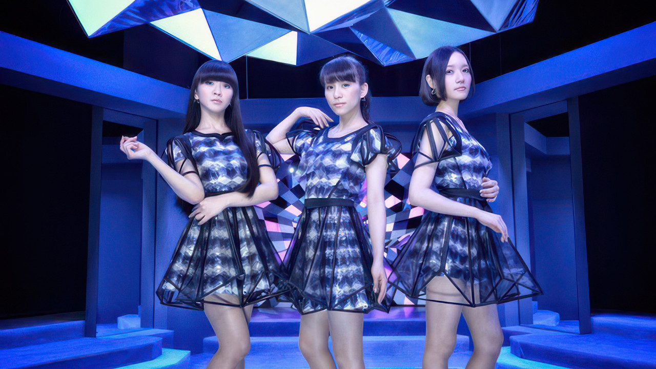 Perfume WORLD TOUR 3rd backdrop