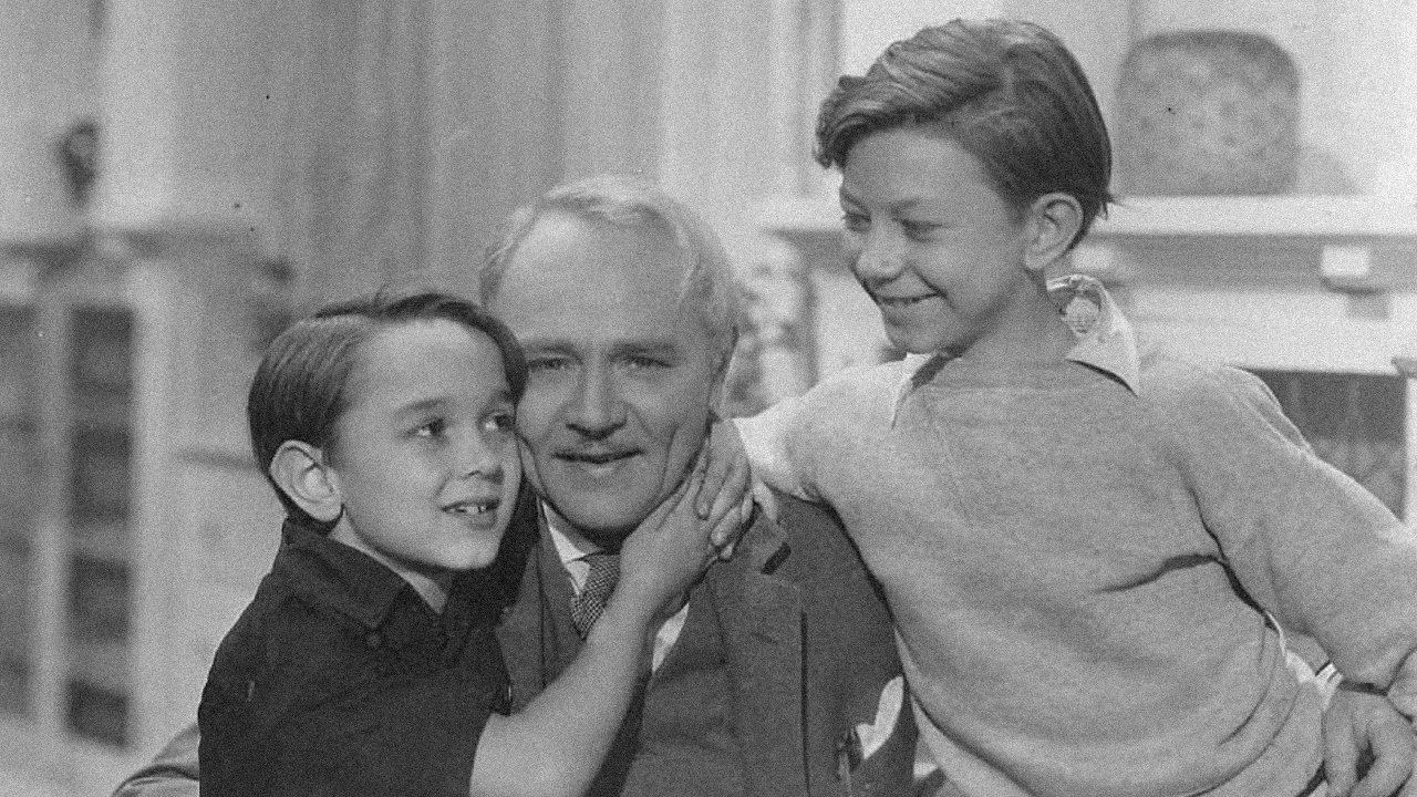 Boy Trouble backdrop