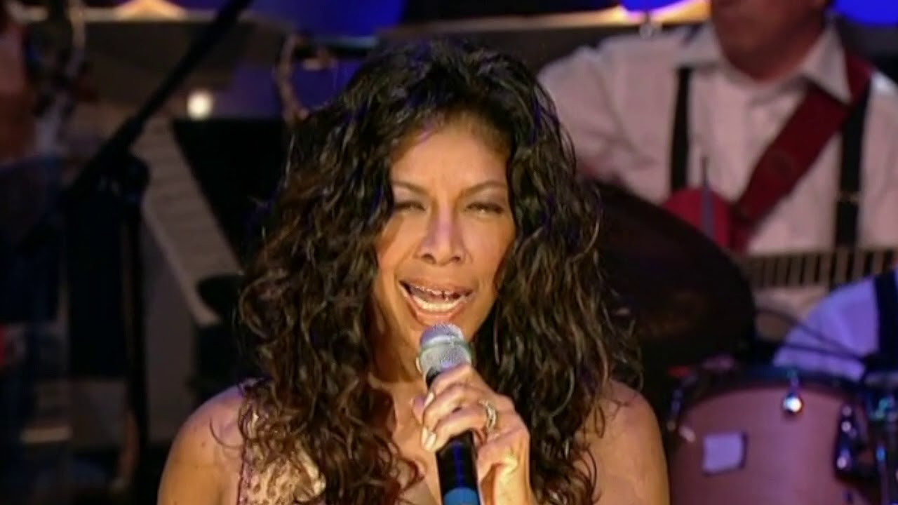 Natalie Cole: Ask a Woman Who Knows backdrop