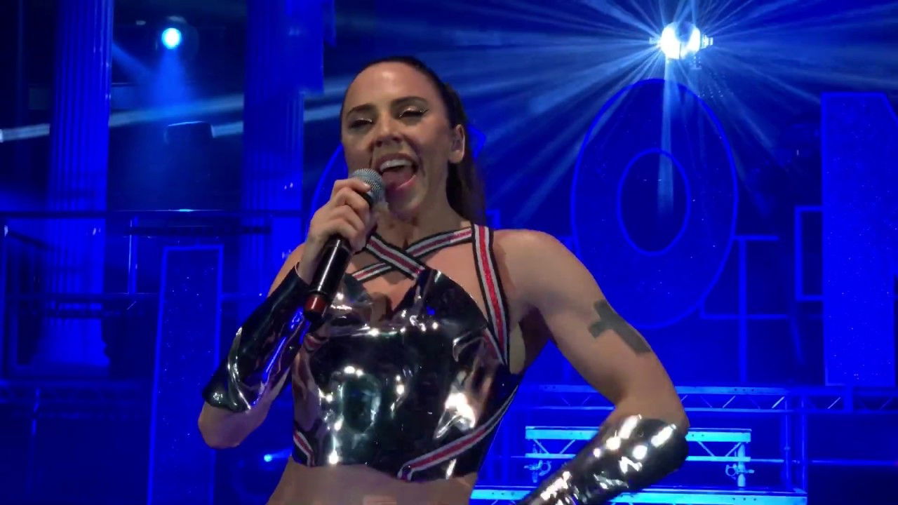 Melanie C ft. Sink The Pink - Live At The Troxy backdrop