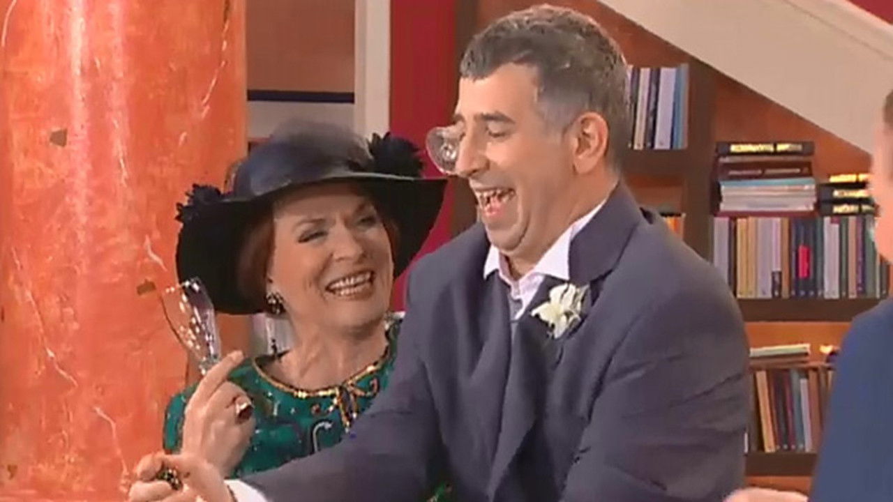 Εκπαιδεύοντας τον Μπάμπη backdrop