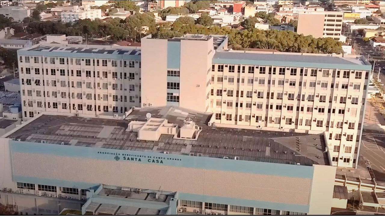 O ÚLTIMO RESIDENTE backdrop