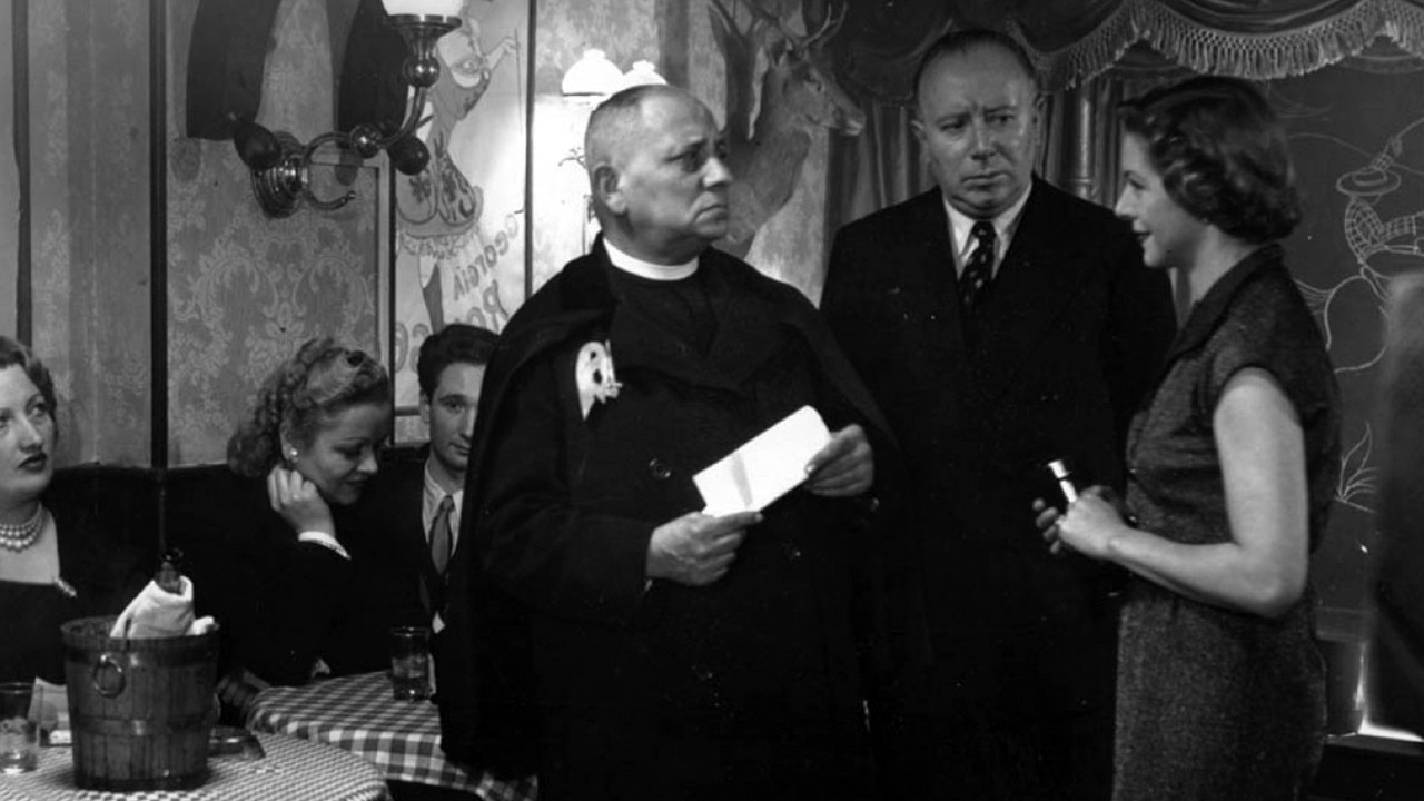 Midnight... Quai de Bercy backdrop