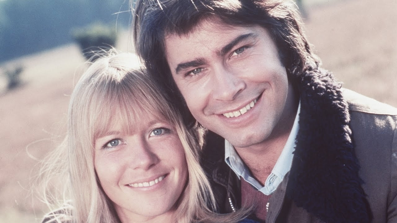 The Heath Is Green backdrop