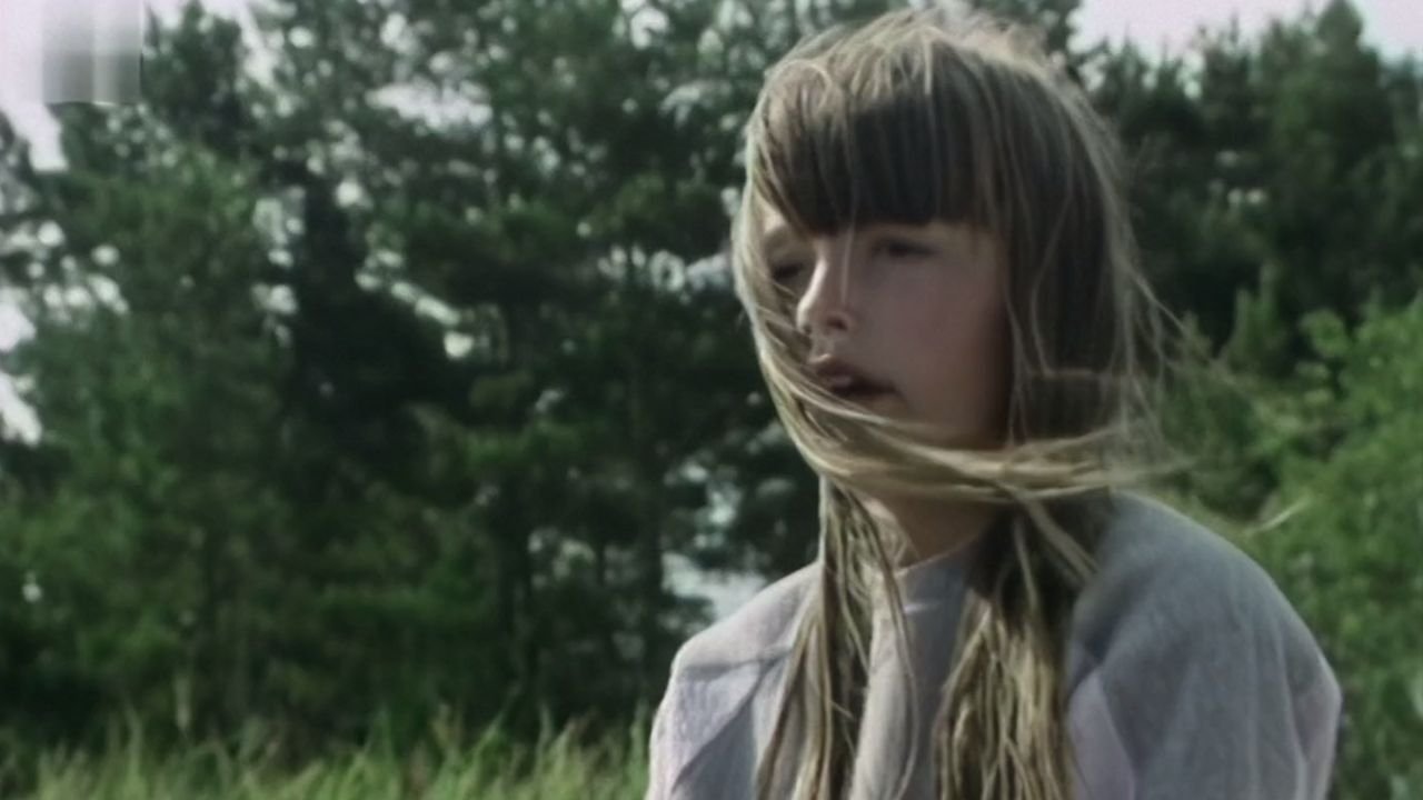 Reetta Robinson backdrop