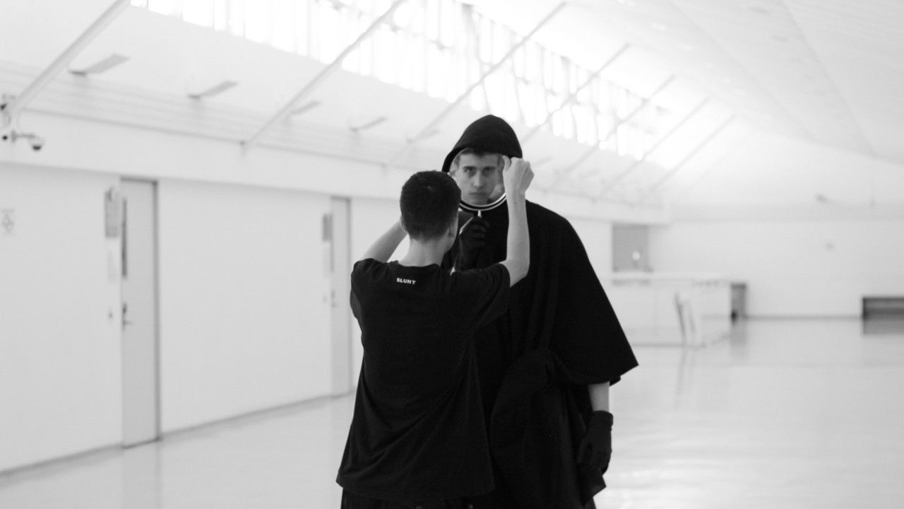 No Fim das Contas backdrop