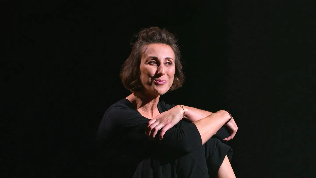 Maligne - Noémie Caillault backdrop