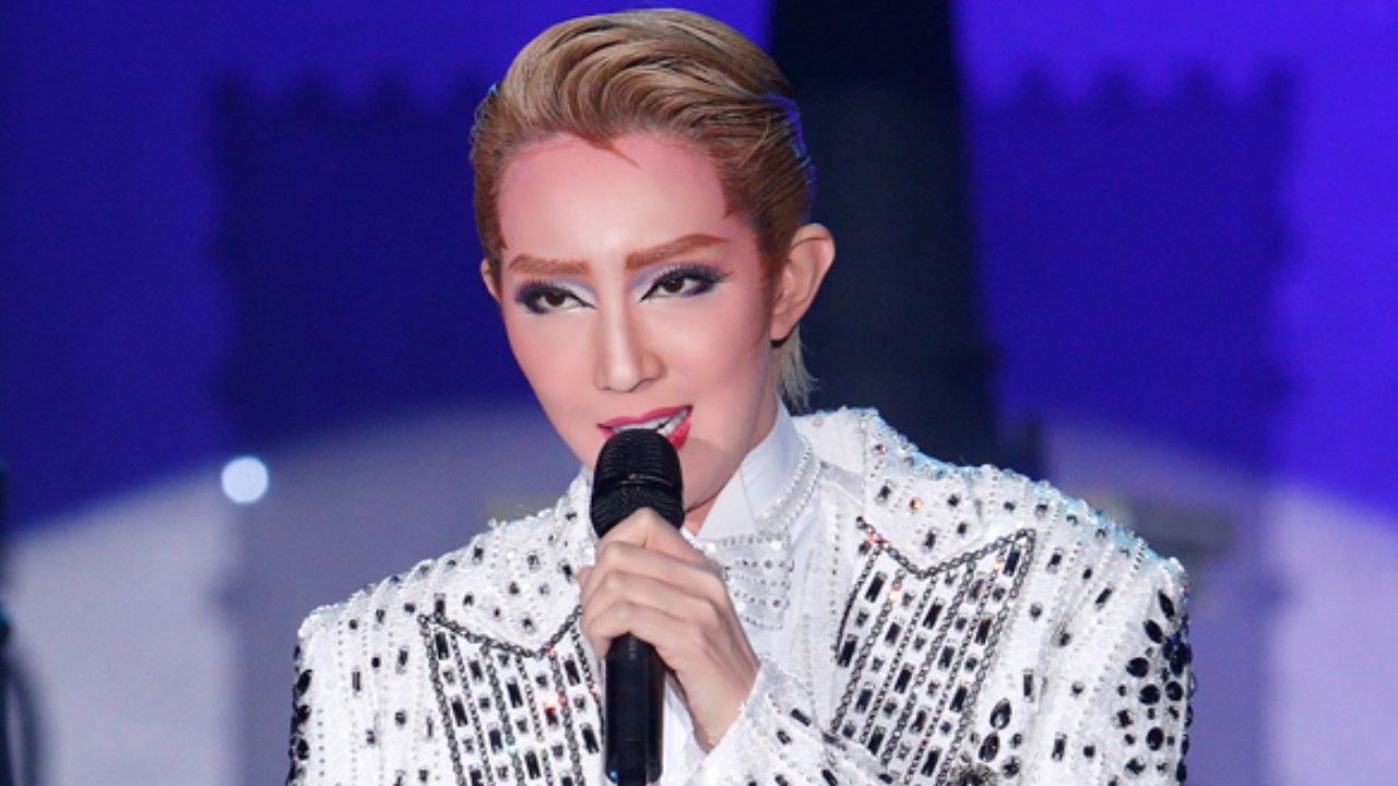 Takarazuka Paris Festival 2016 backdrop