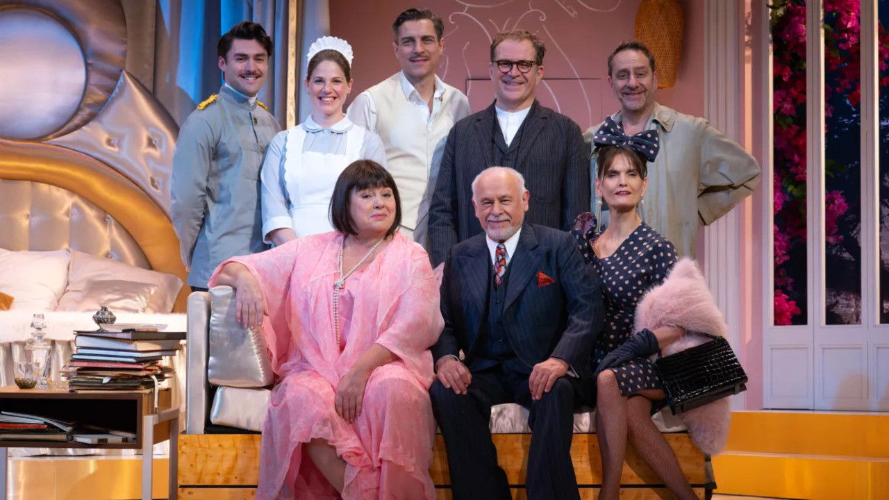 Lily & Lily backdrop