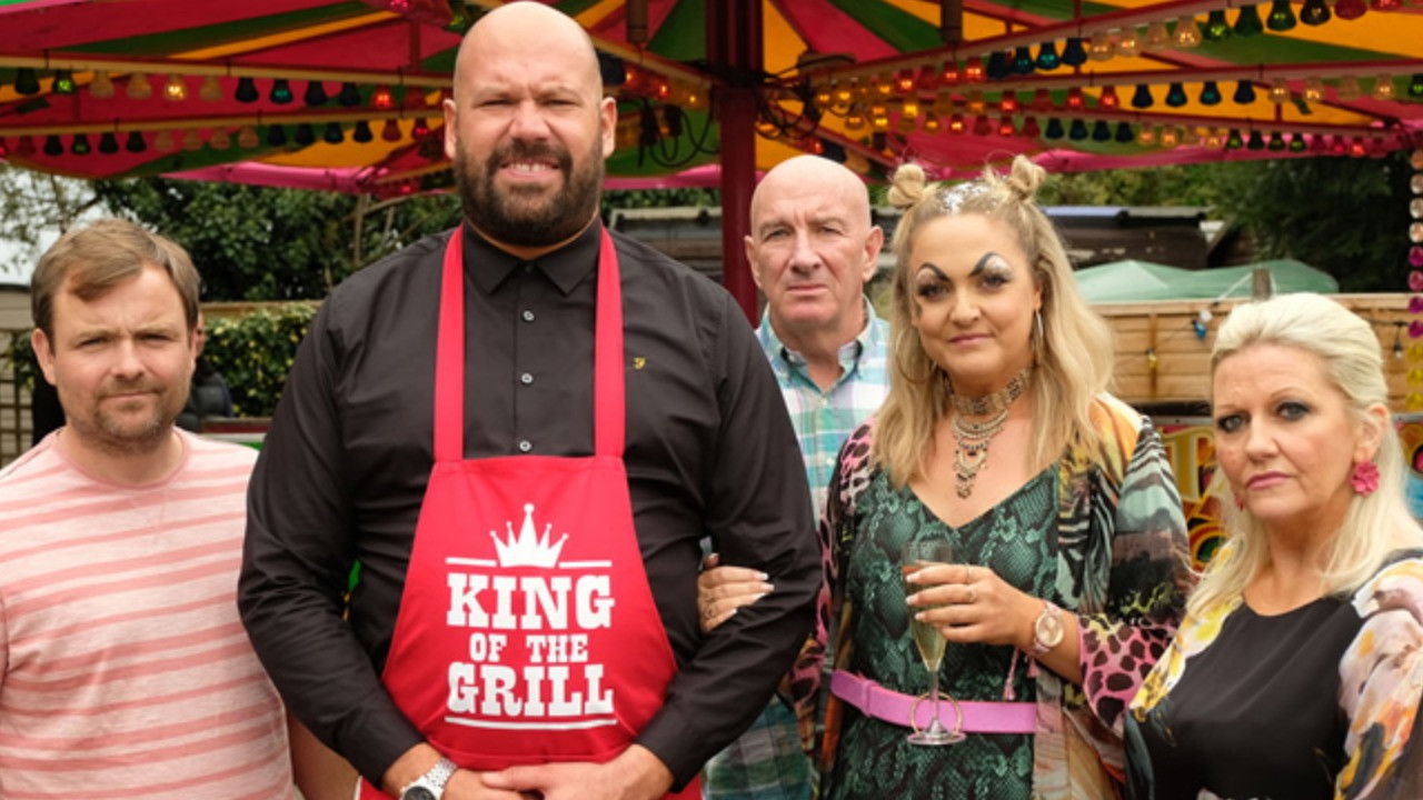 King Gary Pilot backdrop