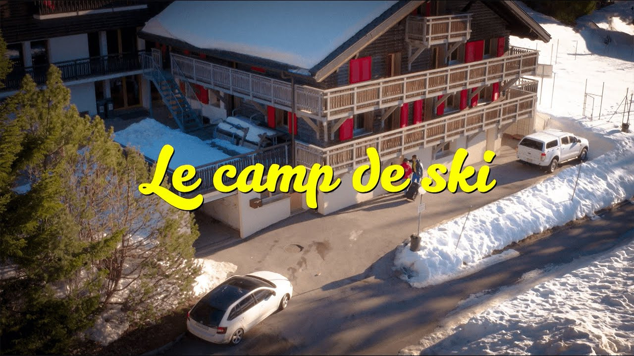 Le camp de ski backdrop