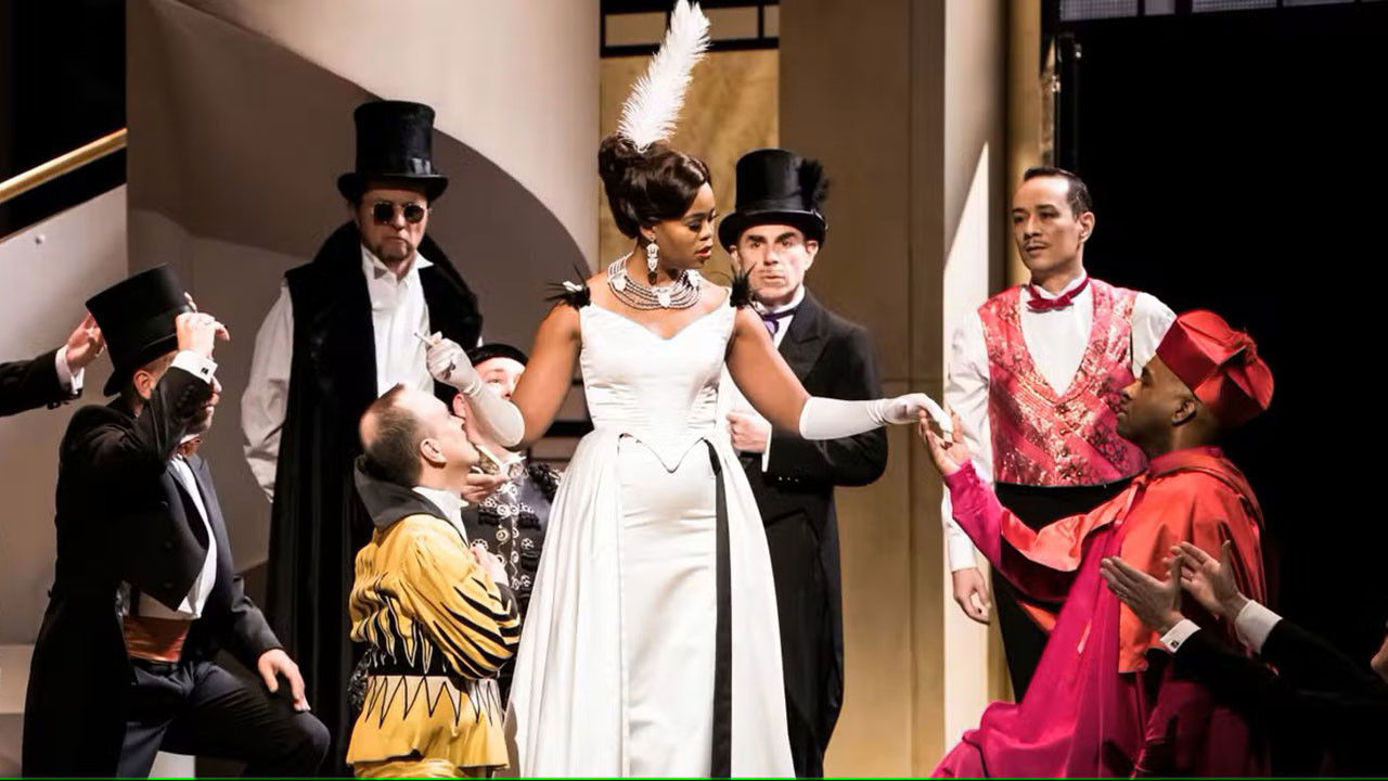 Manon [Opéra national de Paris] backdrop