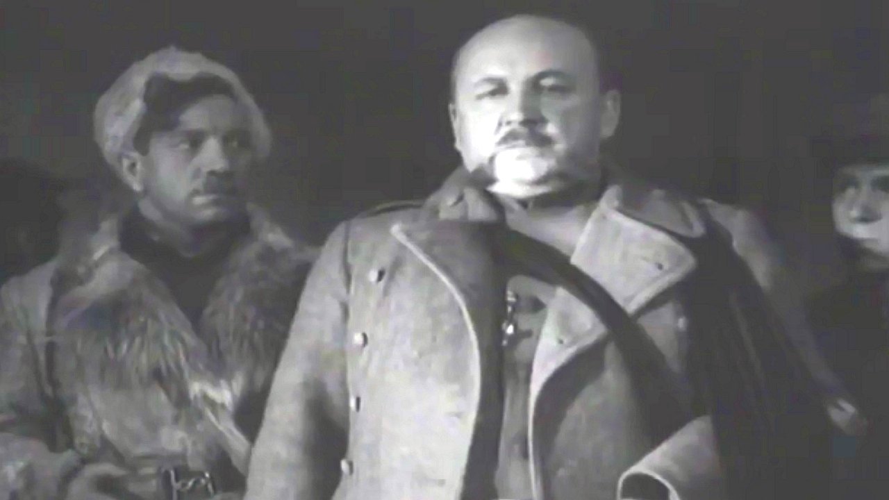 Year Nineteen backdrop