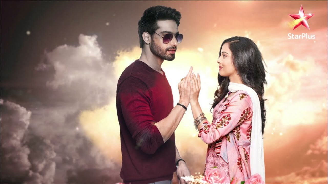 Aapki Nazron Ne Samjha backdrop