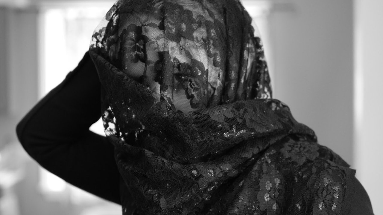 Drop Dead, Gorgeous backdrop