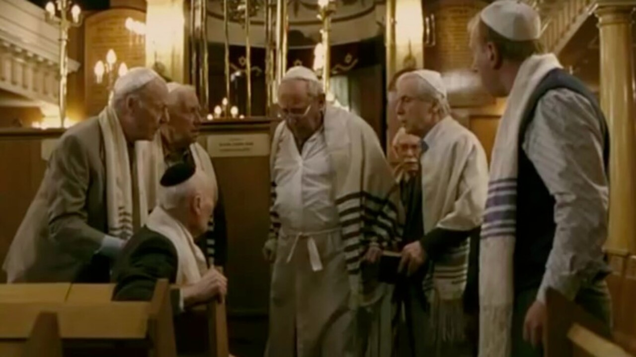 The 10th Man backdrop