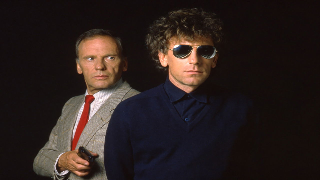 L'Homme aux yeux d'argent backdrop