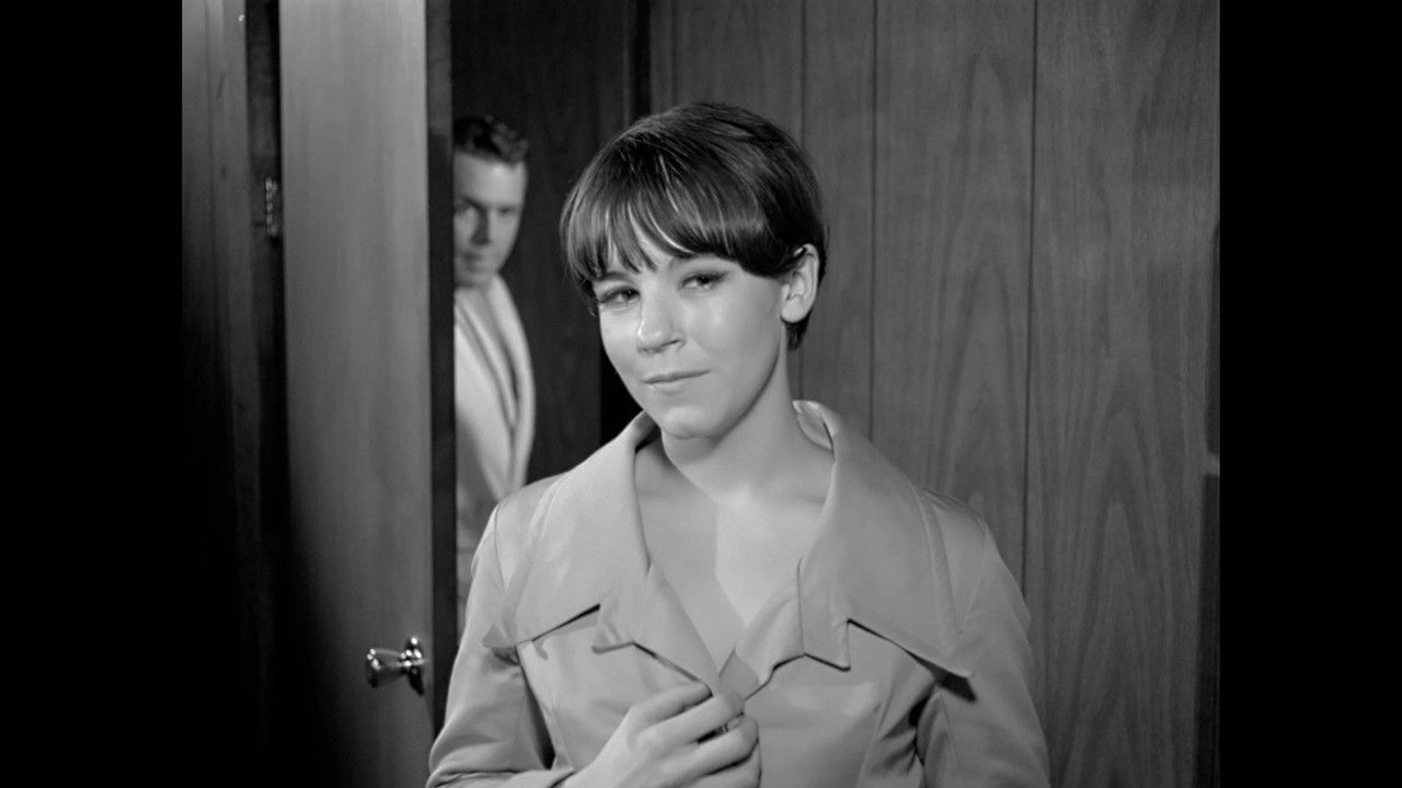 The Bed and How to Make It! backdrop