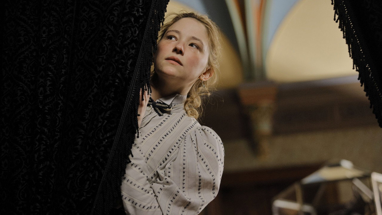 Night & Day backdrop