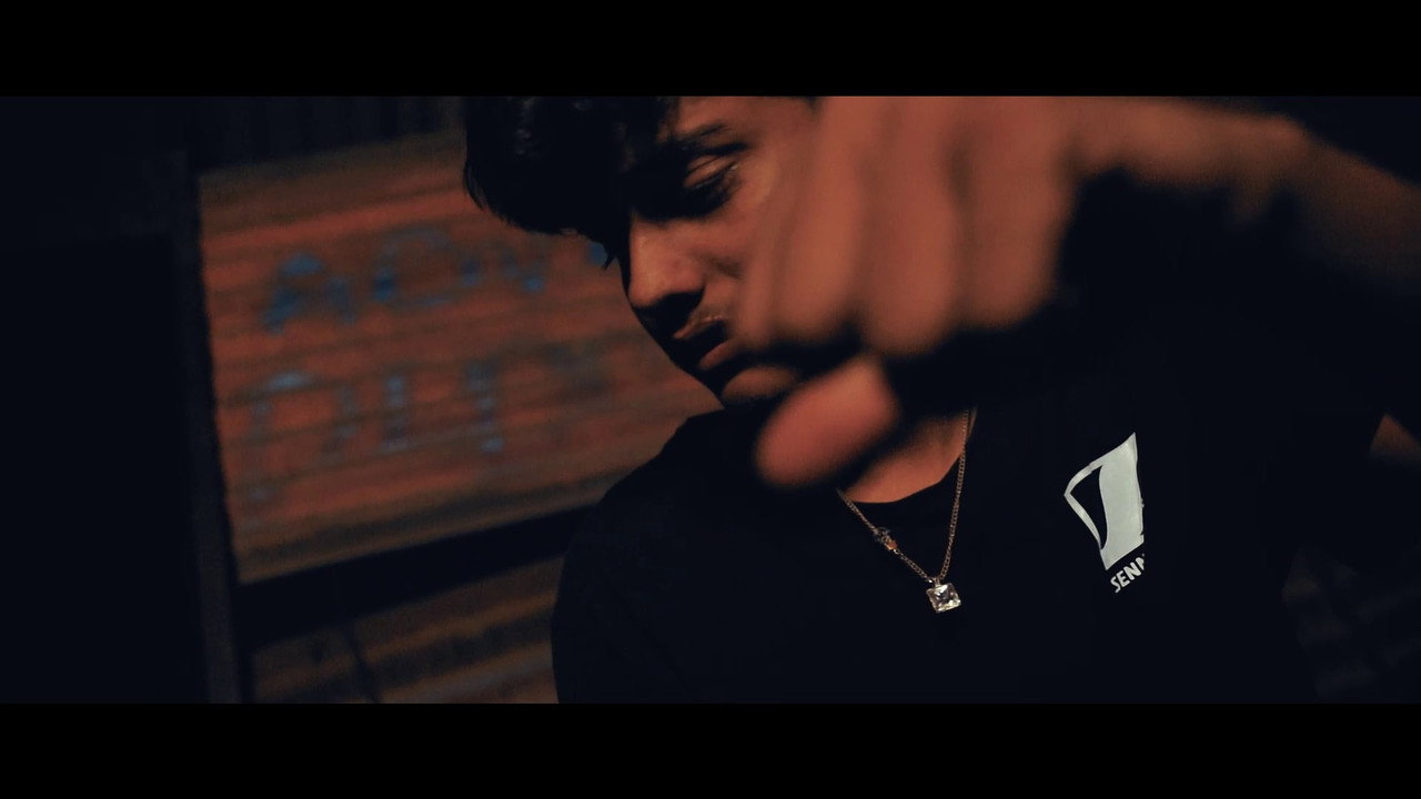 Ten Minutes backdrop