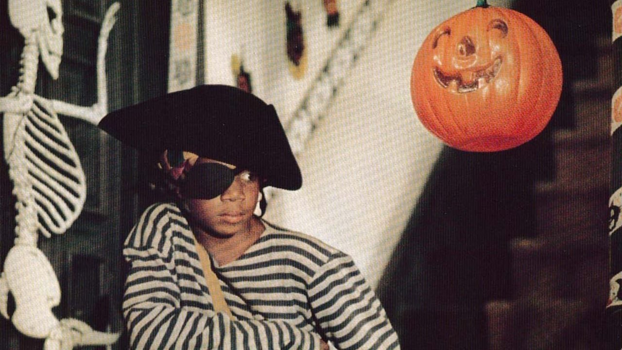 Mixed Company backdrop