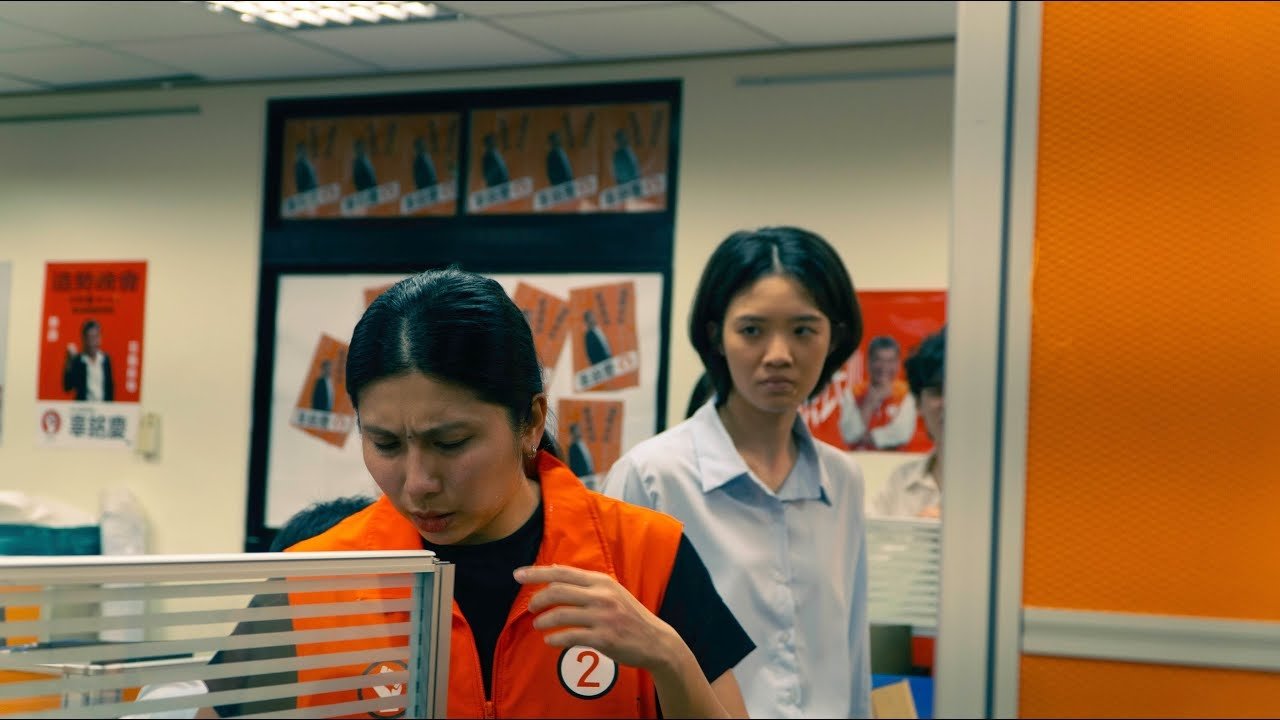 嘔吐一百回 backdrop