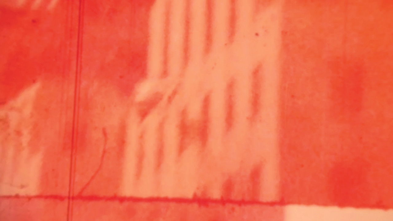 Berlin/New York backdrop