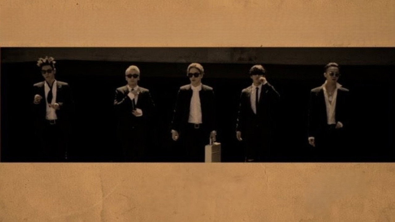 BIGBANG WORLD TOUR 2015 [MADE] IN SEOUL backdrop