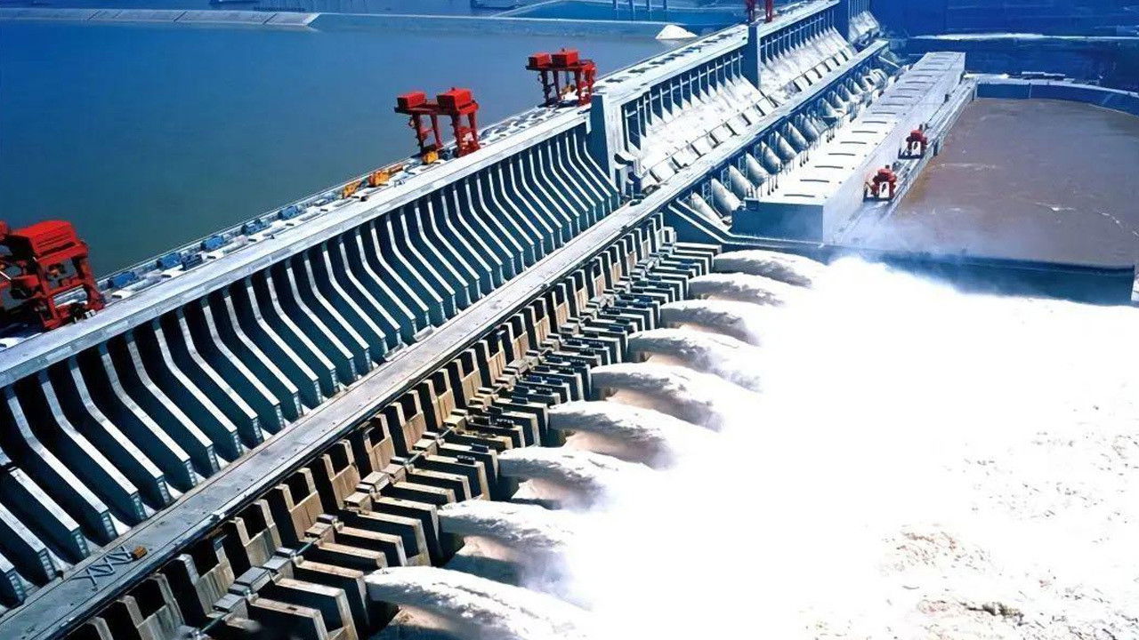 大三峡 (2009) backdrop