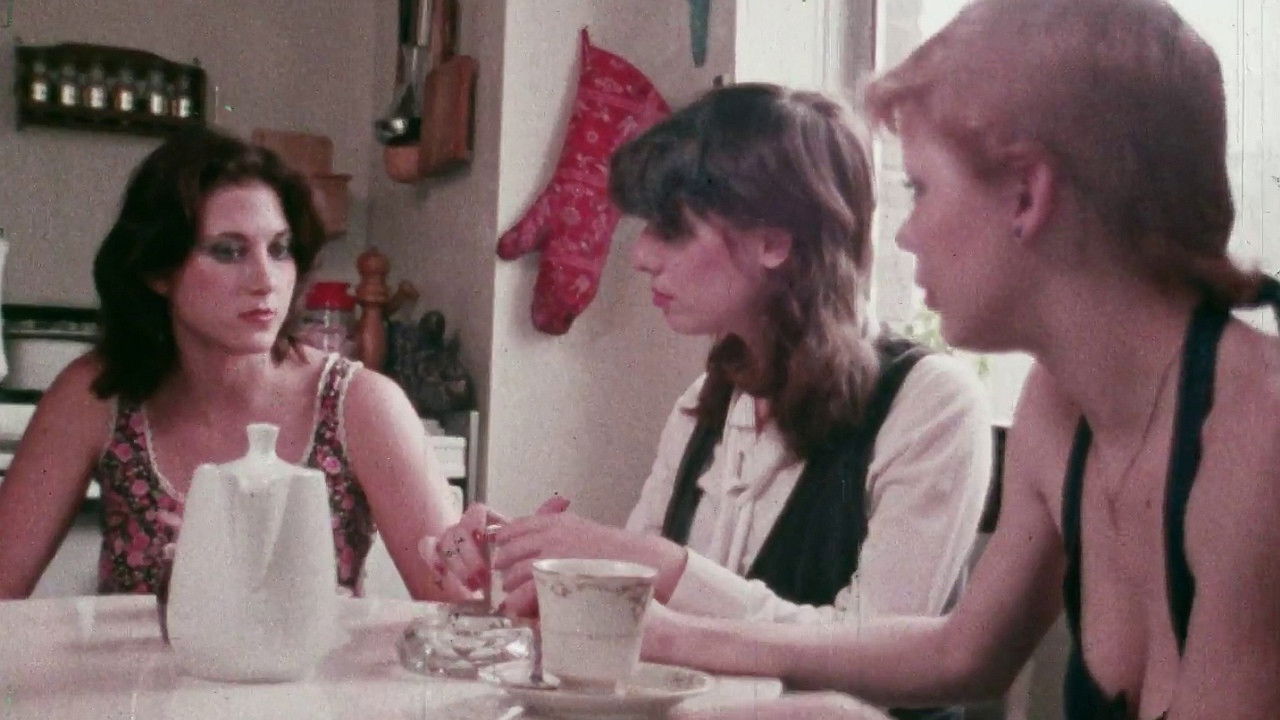 Her Total Response backdrop