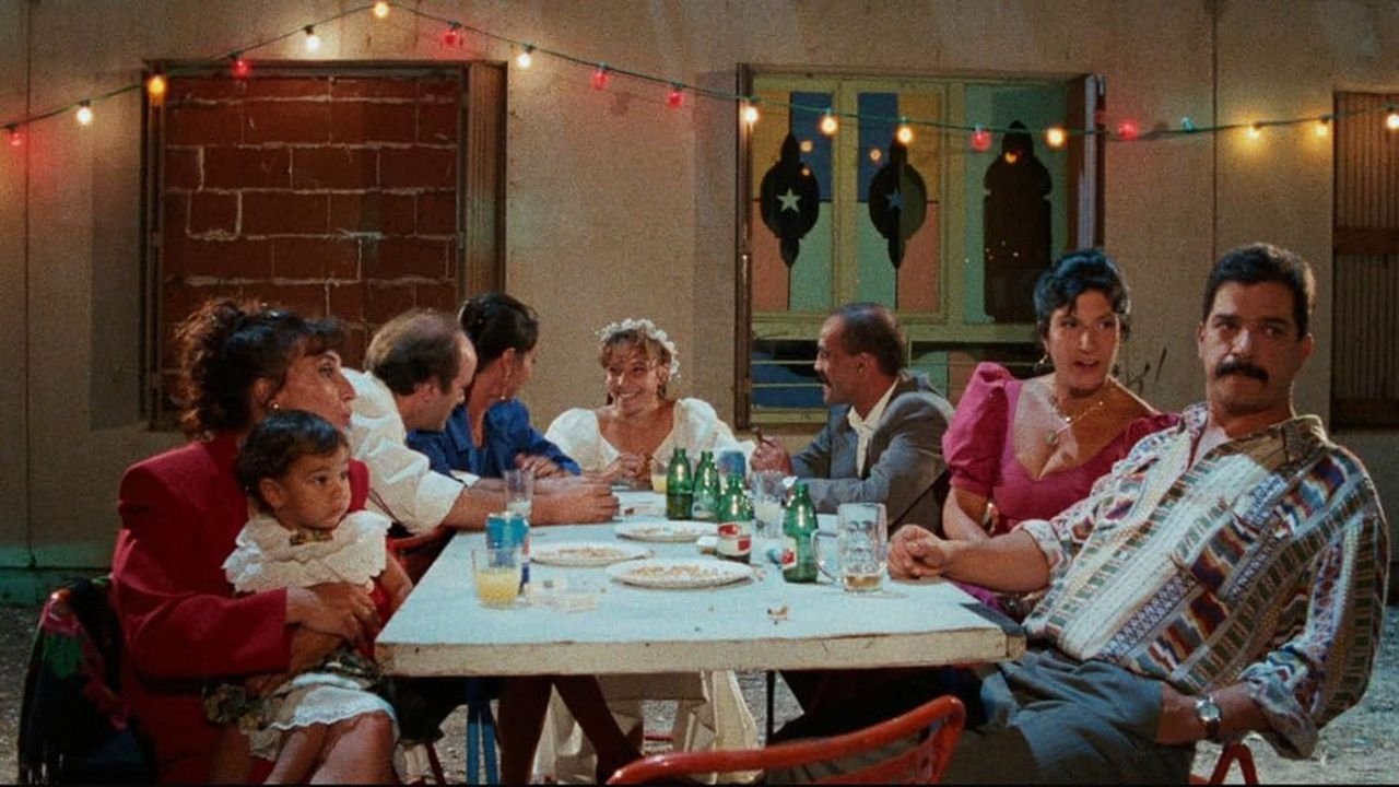 L'argent fait le bonheur backdrop