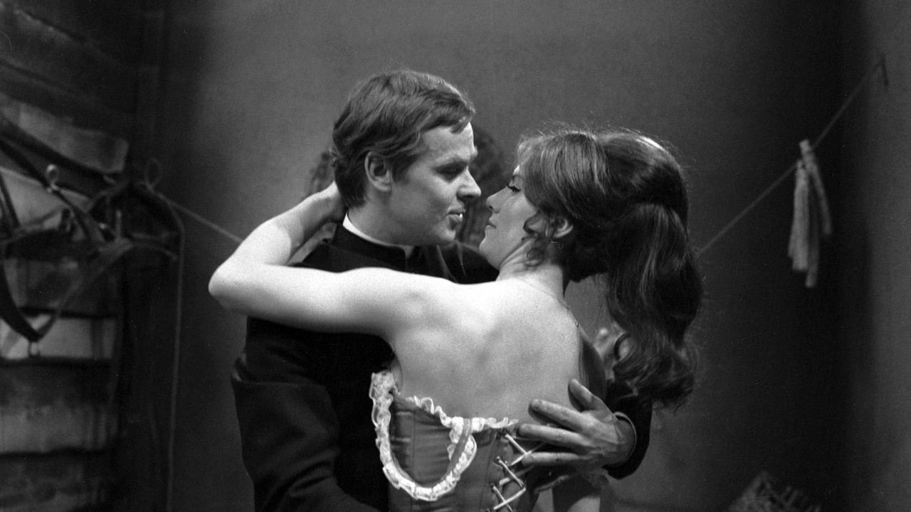 Zločin pátera Amara backdrop