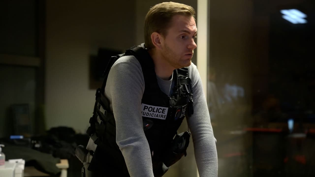 Hunting Down Paedophiles backdrop