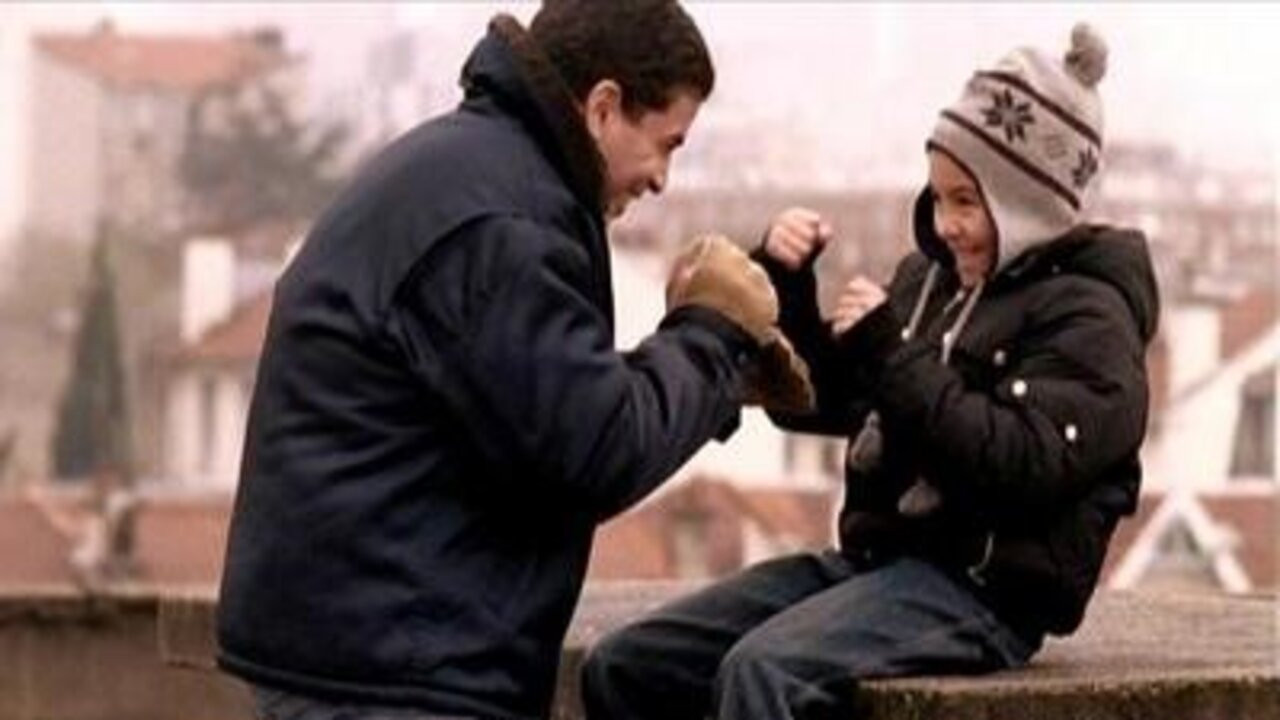 Clan Destin backdrop