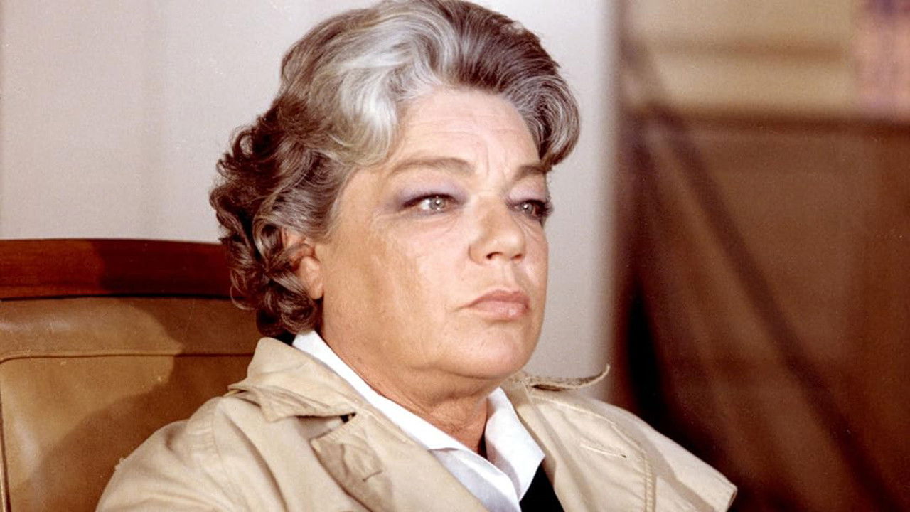 Madame le Juge backdrop