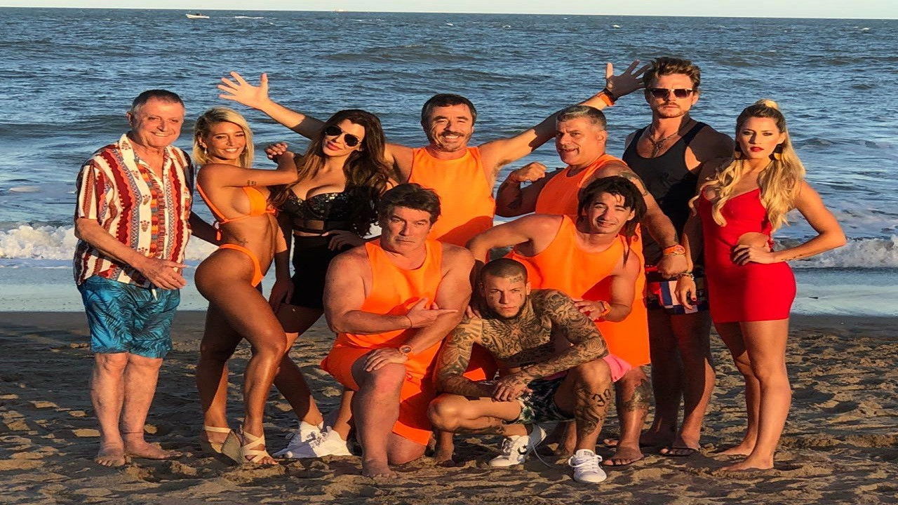 Bañeros 5: Lentos y cargosos backdrop