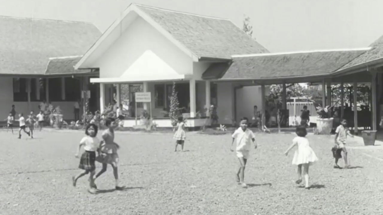 Bintang Ketjil backdrop