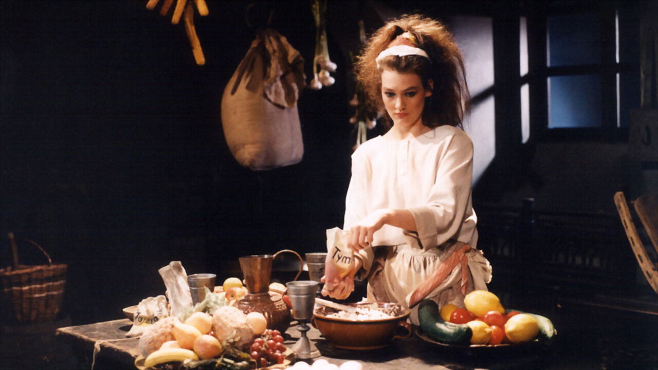 Love Lies Bleeding backdrop