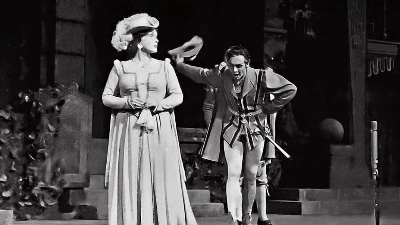 Don Giovanni backdrop