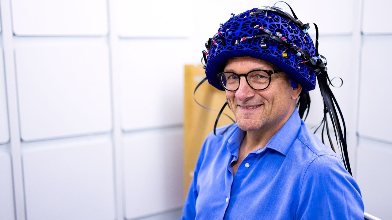 Michael Mosley: Wonders of the Human Body backdrop