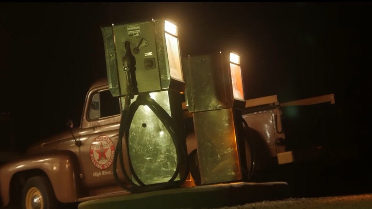 It Walked Right In backdrop