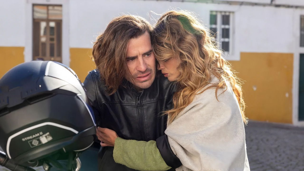 A Protegida backdrop