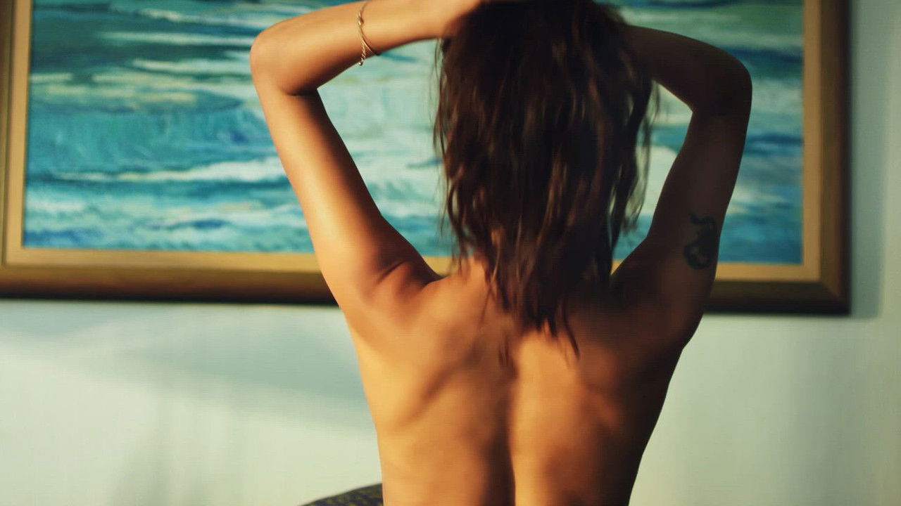 Lips Don't Lie backdrop