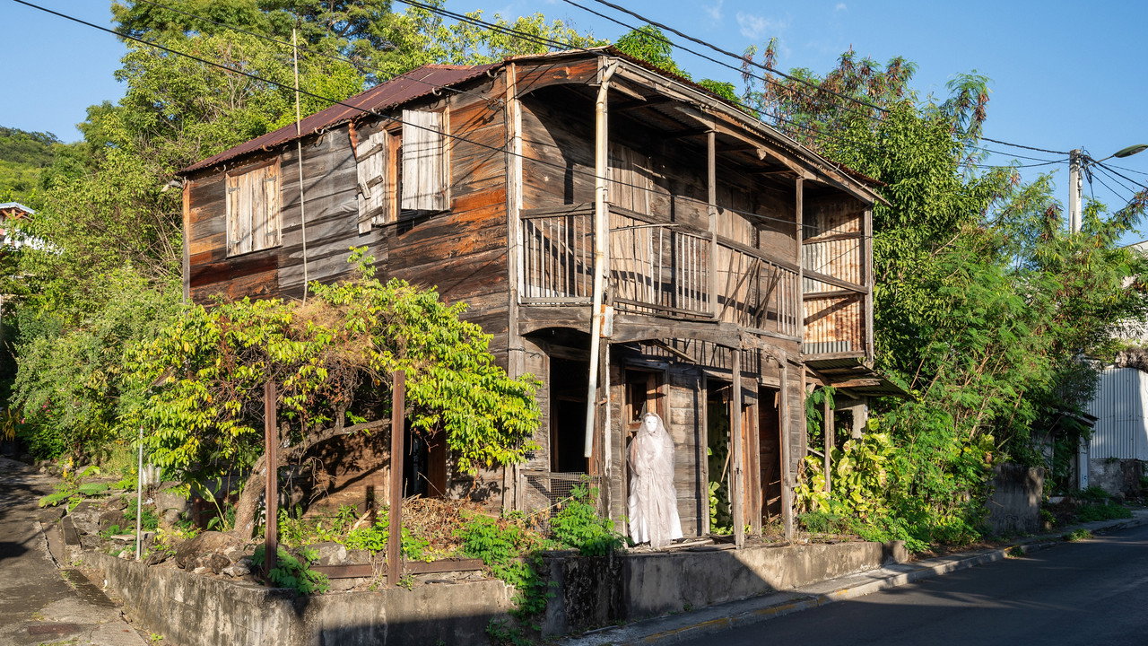 INDIVISUM: Legacies Adrift backdrop