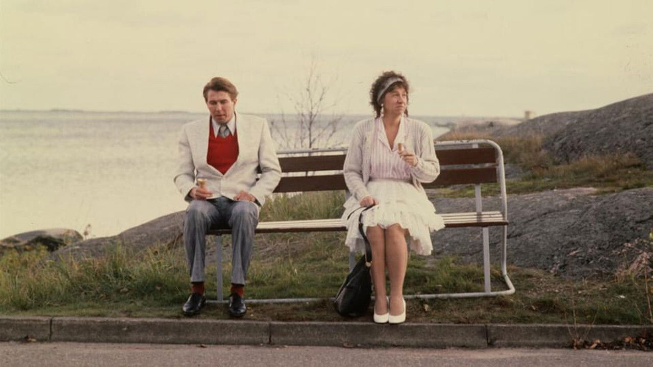 Kolme yötä backdrop