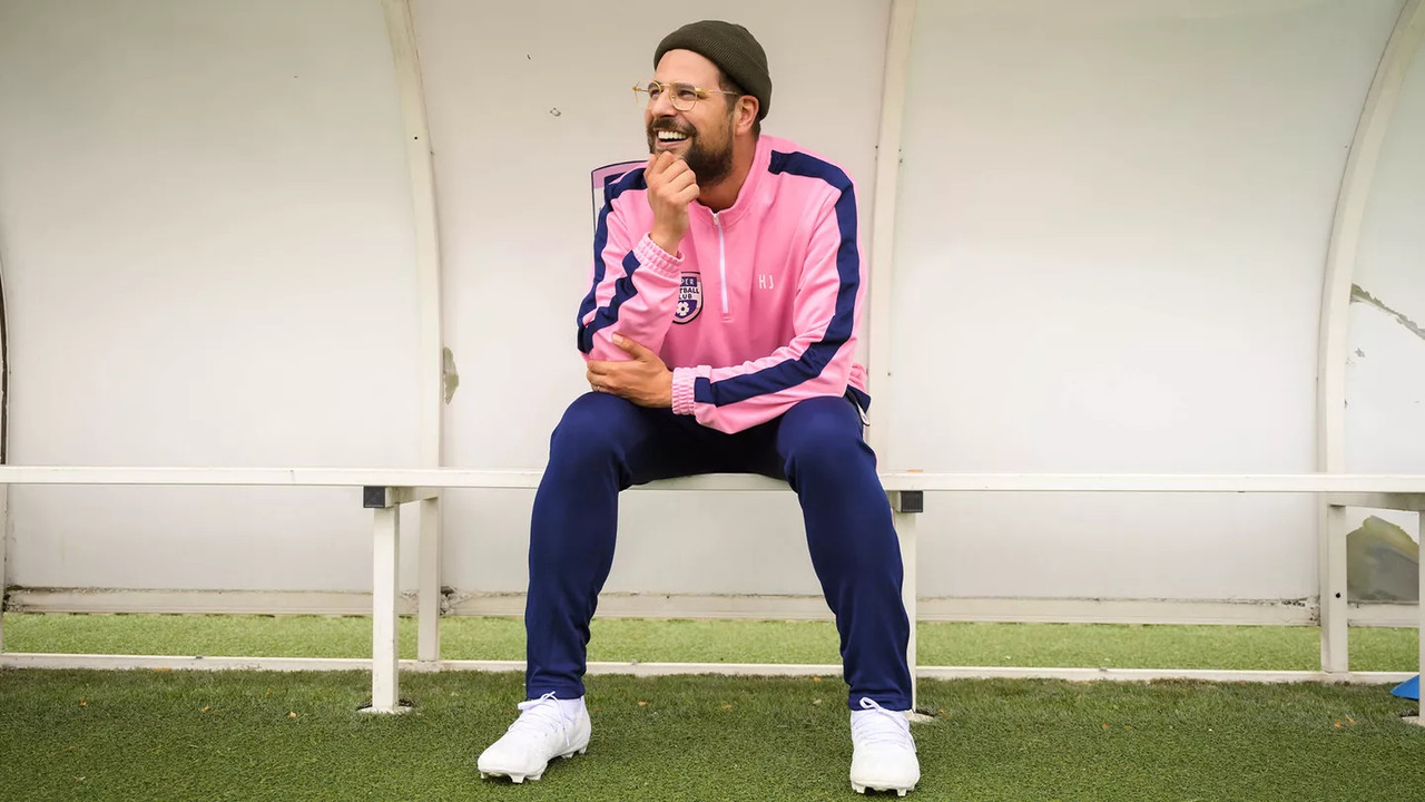 Coach Hakim backdrop